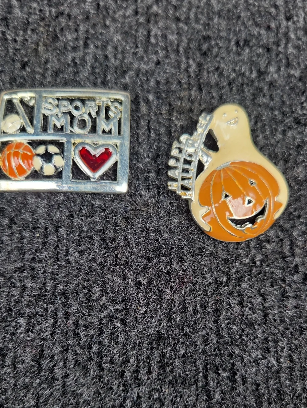 Dyi Wooden Earings Kit. Holloween Pumpkin Pins/sports Mom.holiday Pieces Assort
